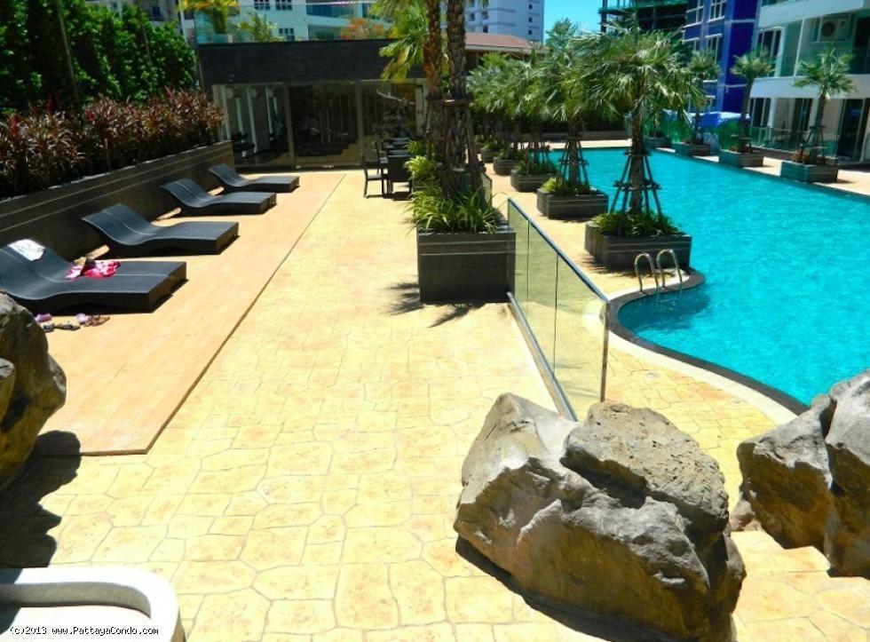 The Cliff Residence Condo Pattaya Exterior foto